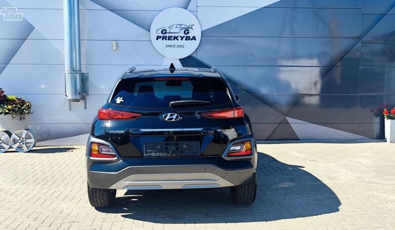 Hyundai Kona pilnas