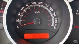 Kia Venga pilnas