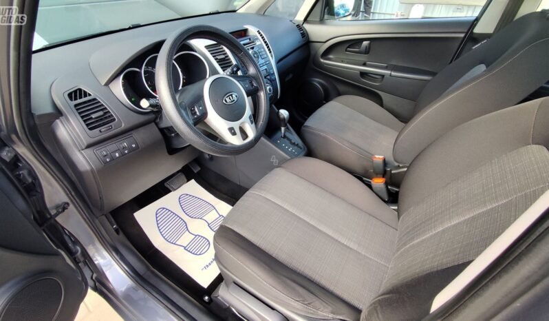 Kia Venga pilnas