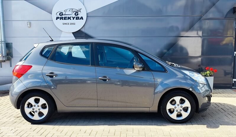 Kia Venga pilnas