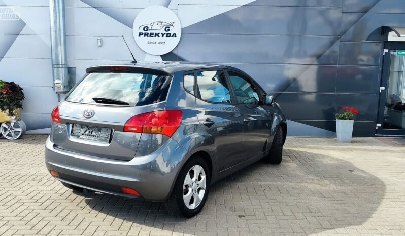 Kia Venga pilnas