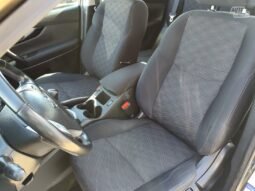 Nissan Qashqai pilnas
