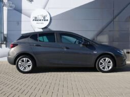 Opel Astra pilnas