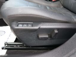 Opel Corsa pilnas