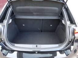 Opel Corsa pilnas