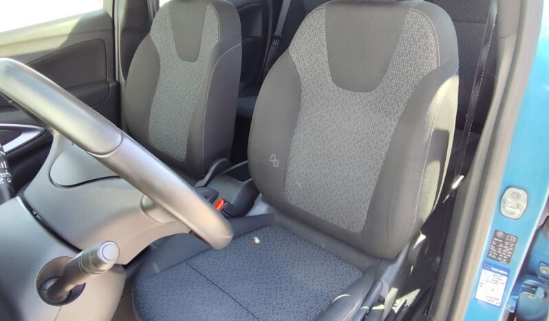Opel Crossland X pilnas