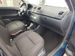 Skoda Fabia pilnas