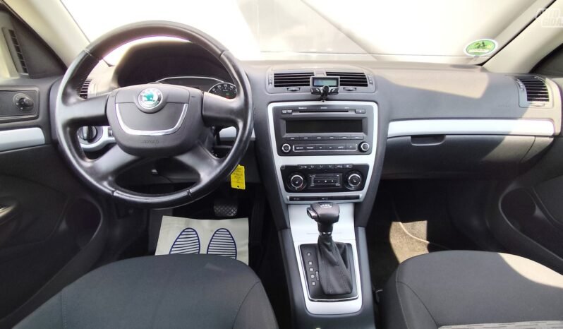 Skoda Octavia pilnas