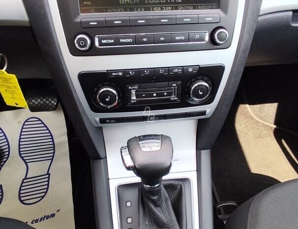Skoda Octavia pilnas