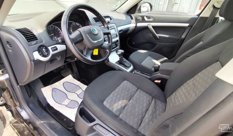 Skoda Octavia pilnas