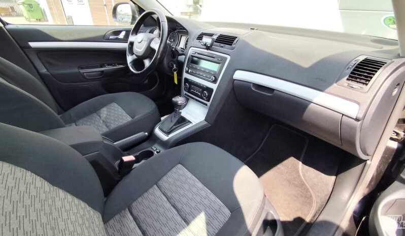 Skoda Octavia pilnas
