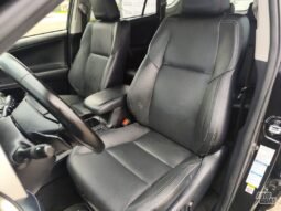 Toyota RAV4 pilnas