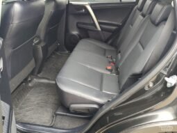 Toyota RAV4 pilnas