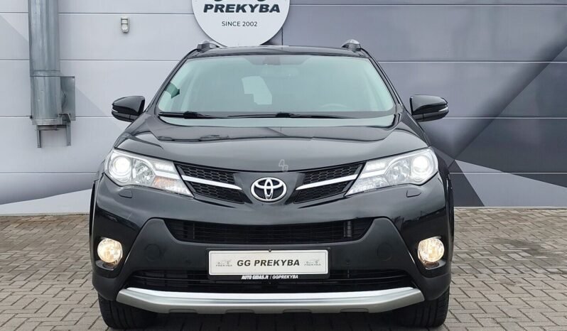 Toyota RAV4 pilnas