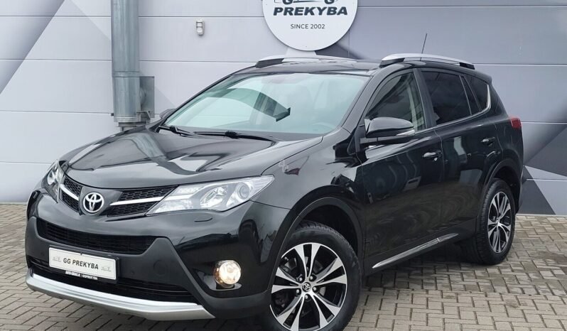 Toyota RAV4 pilnas