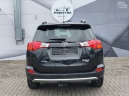 Toyota RAV4 pilnas