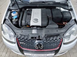Volkswagen Golf pilnas
