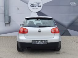 Volkswagen Golf pilnas