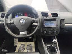Volkswagen Golf pilnas