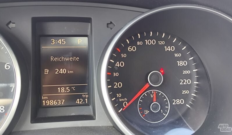 Volkswagen Golf pilnas