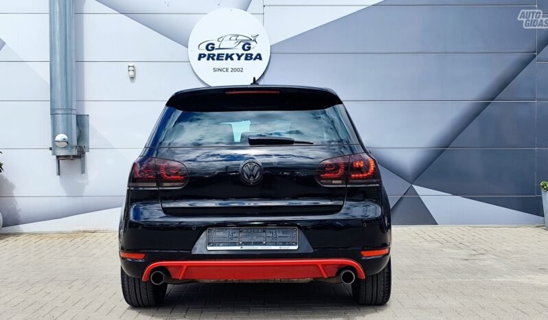 Volkswagen Golf pilnas