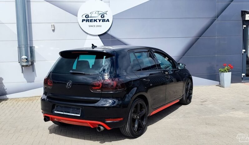 Volkswagen Golf pilnas