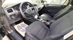 Volkswagen Golf pilnas