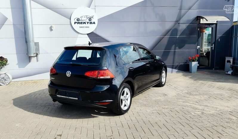 Volkswagen Golf pilnas