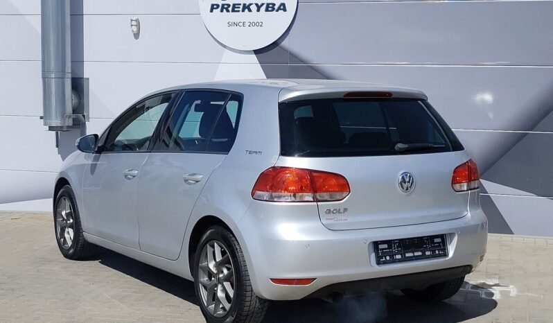 Volkswagen Golf pilnas