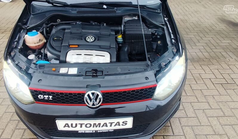 Volkswagen Polo pilnas