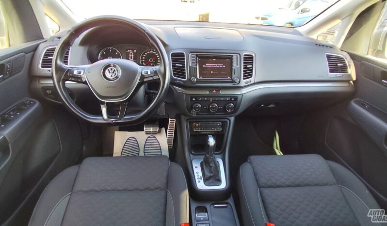 Volkswagen Sharan pilnas