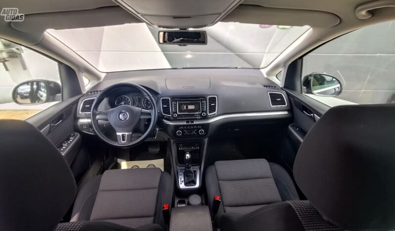 Volkswagen Sharan pilnas
