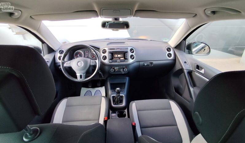 Volkswagen Tiguan pilnas