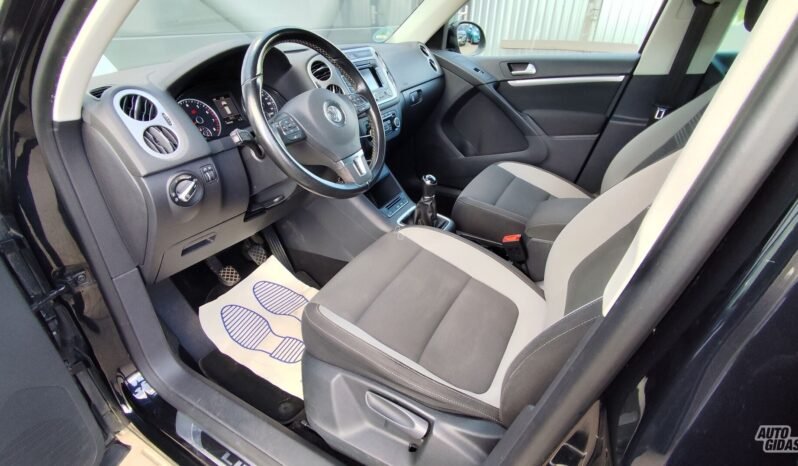 Volkswagen Tiguan pilnas