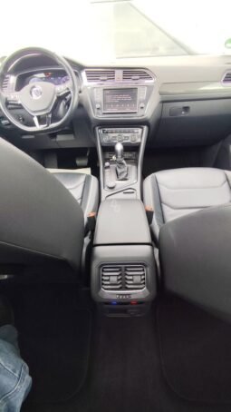 Volkswagen Tiguan pilnas