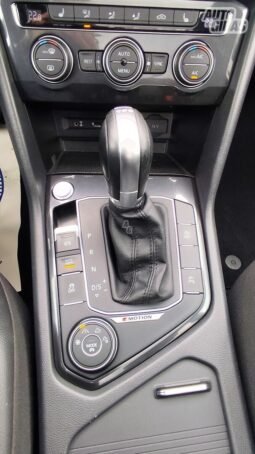 Volkswagen Tiguan pilnas