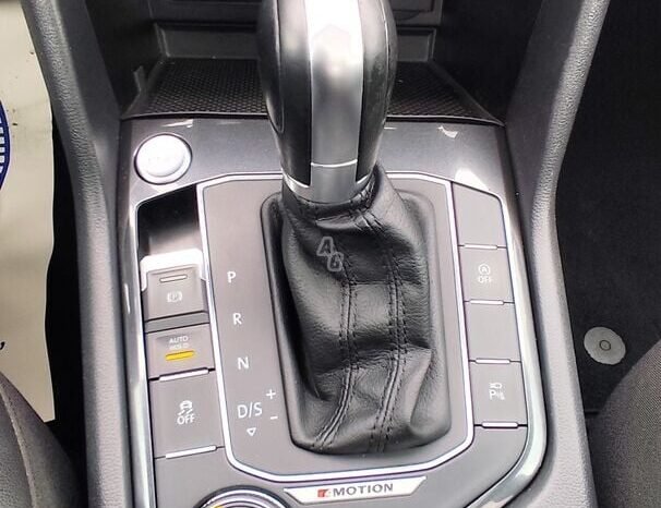Volkswagen Tiguan pilnas