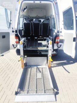 Volkswagen Transporter pilnas