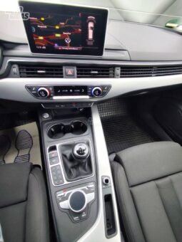 Audi A4 pilnas