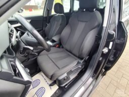 Audi A4 pilnas