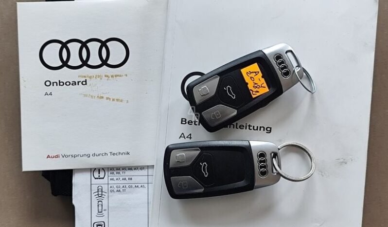 Audi A4 pilnas