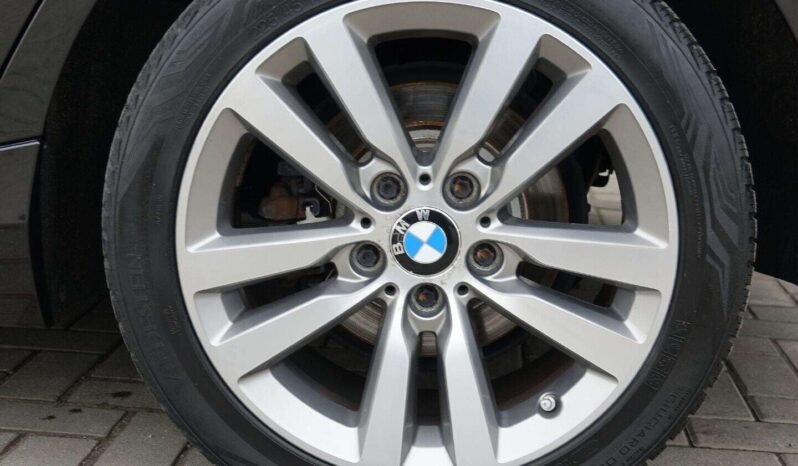 BMW 120 pilnas