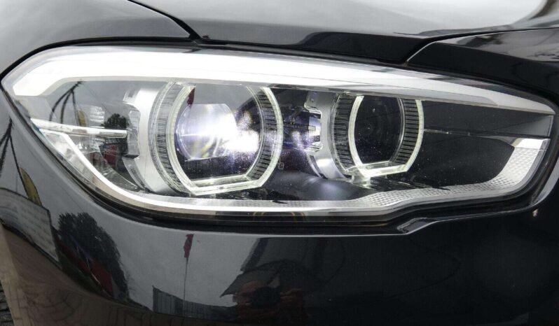 BMW 120 pilnas