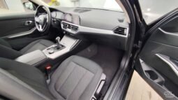 BMW 318 pilnas