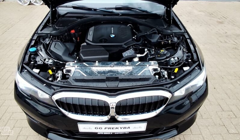 BMW 318 pilnas