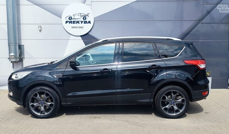 Ford Kuga pilnas