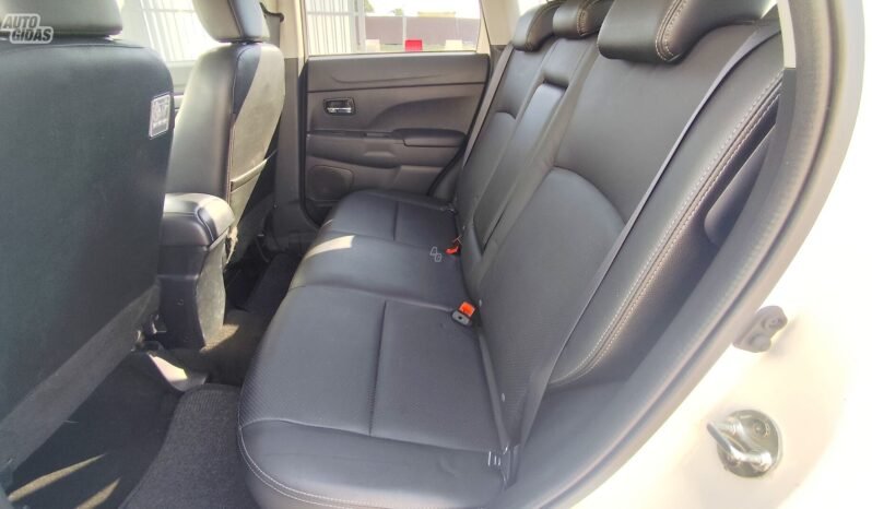 Mitsubishi ASX pilnas