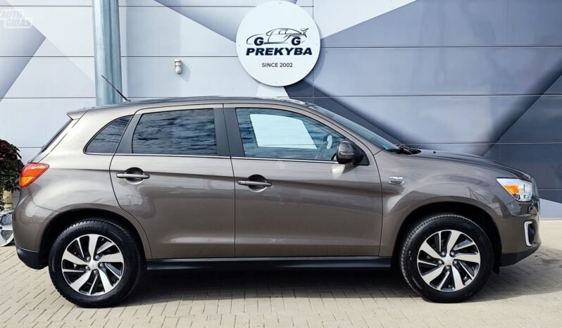 Mitsubishi ASX pilnas