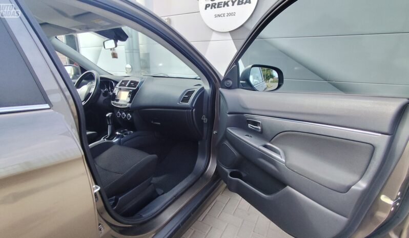 Mitsubishi ASX pilnas
