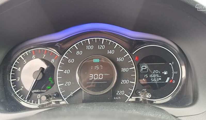 Nissan Note pilnas